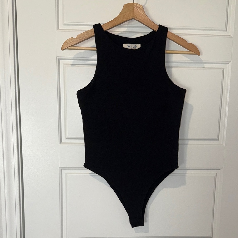 she + sky black bodysuit size small